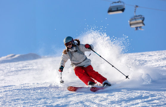 Skiing in Manali